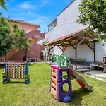 Aias