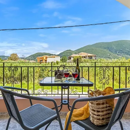 Aias Appartement Pondi