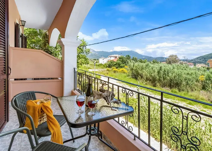 아파트 Aias Pondi